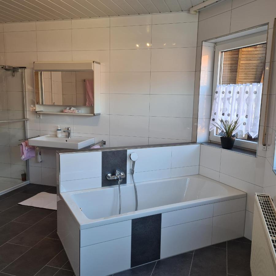 Ferienwohnung Cornelia Und Michael Persang Gbr Eppenbrunn Eksteriør bilde